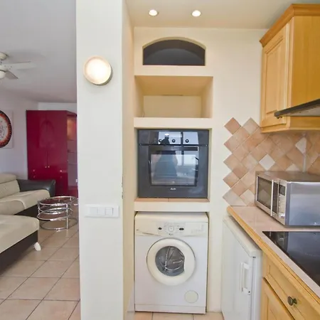 Friedland Panoramic Apartment
